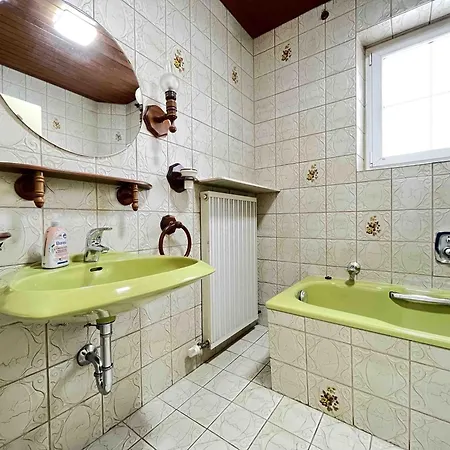 Sad222 - Zweistoeckige Monteurwohnung Uebergangswohnung שוואנדורף אין ביירן